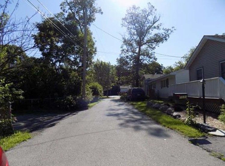 2nd image of 7215 W 128th Pl