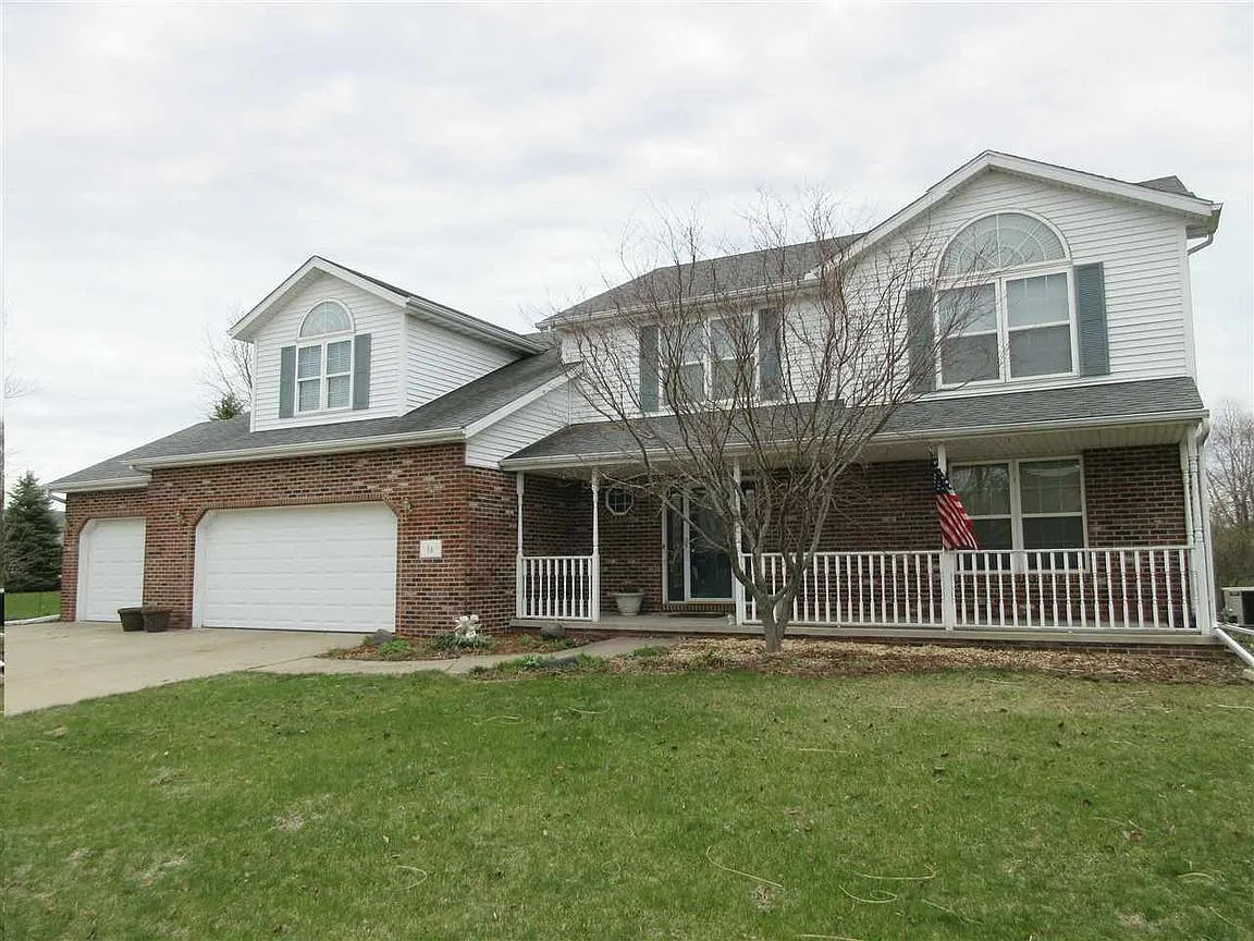 14 Pin Oak Ct photo 1