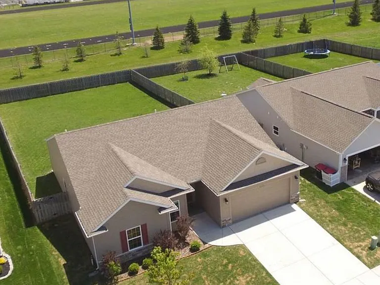 6173 Silvercreek Dr — Photo 19