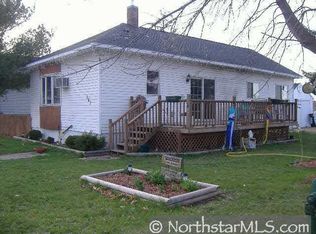 121 W Clayton Ave, Clayton, WI 54004