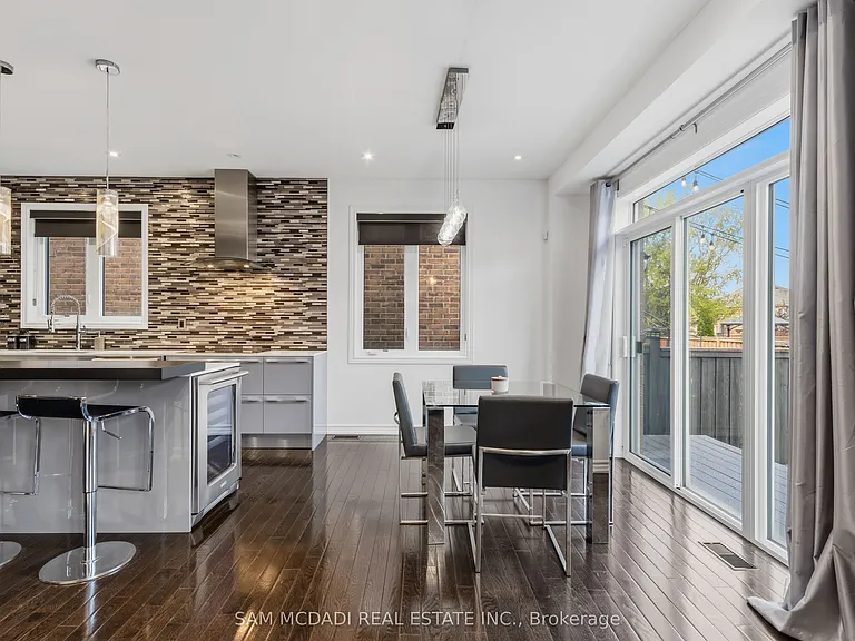 59 Kalmia Rd — Photo 16