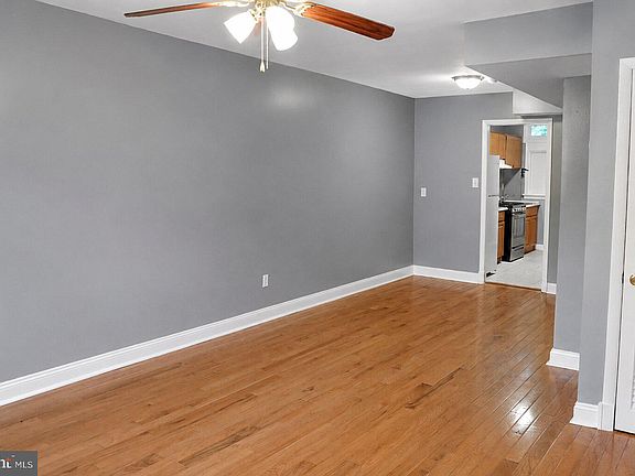 3rd image of 101 Galveston Pl SW APT 3