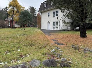 69 Briar Ln #C, Crompond, NY 10517