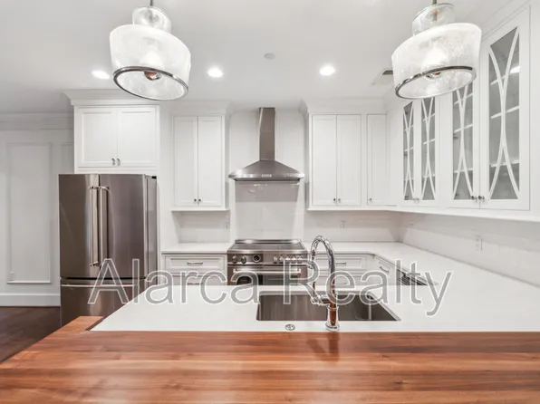 400 N Church St, Charlotte, NC