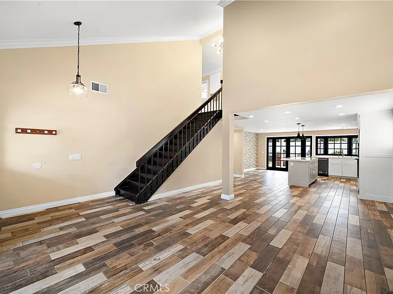 24352 Barbados Dr — Photo 9
