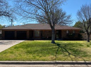 226 Somerset St, Borger, TX 79007