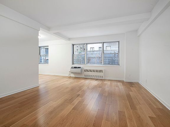 2nd image of 7 Lexington Ave APT 1H