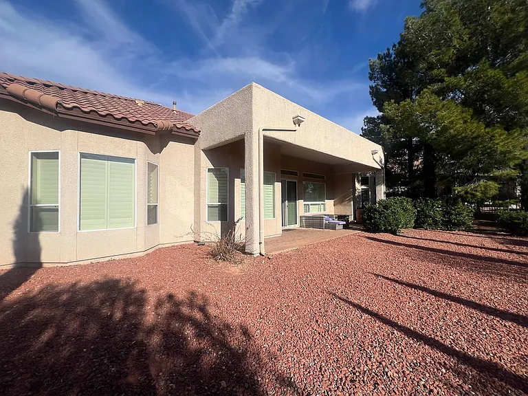 5745 E Sunset Point Dr — Photo 46