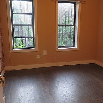 4th image of 186 Stockholm St APT 2R