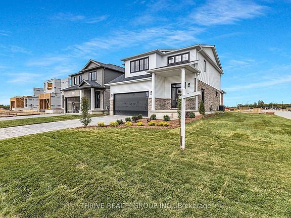 3rd image of 3076 Buroak Dr