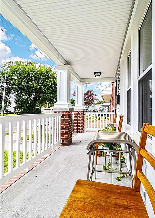 1st image of 958 Saint Julian Ave