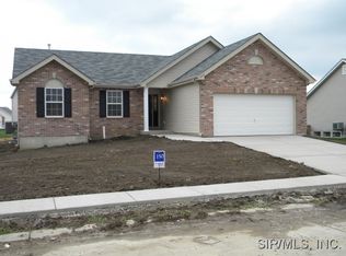 3524 Barton Dr, Shiloh, IL 62221