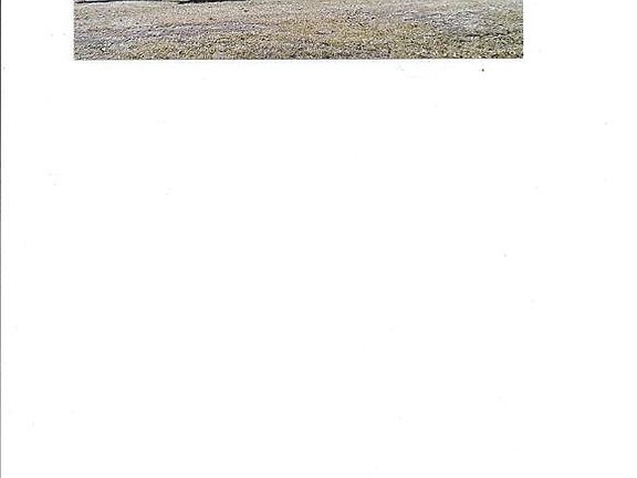 3rd image of 760 Cantrell Rd
