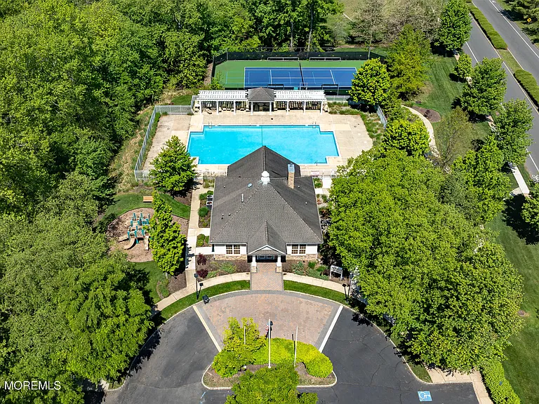 41 Tall Oaks Ct — Photo 61