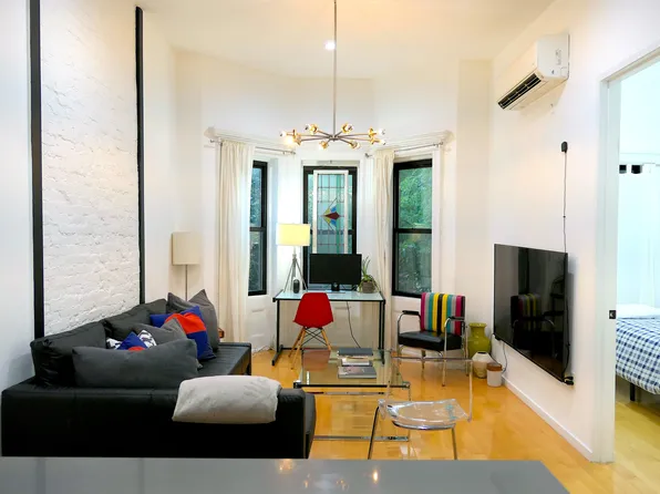 1558 Saint Mark's Avenue image 2 of 27