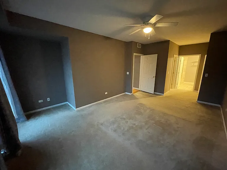 343 W Old Town Ct #301 — Photo 19