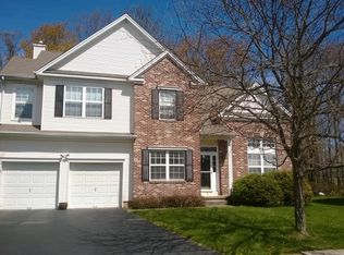 9 Harrogate Cir, Princeton, NJ 08540