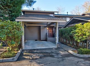835 NW Huckle Dr, Bremerton, WA 98311