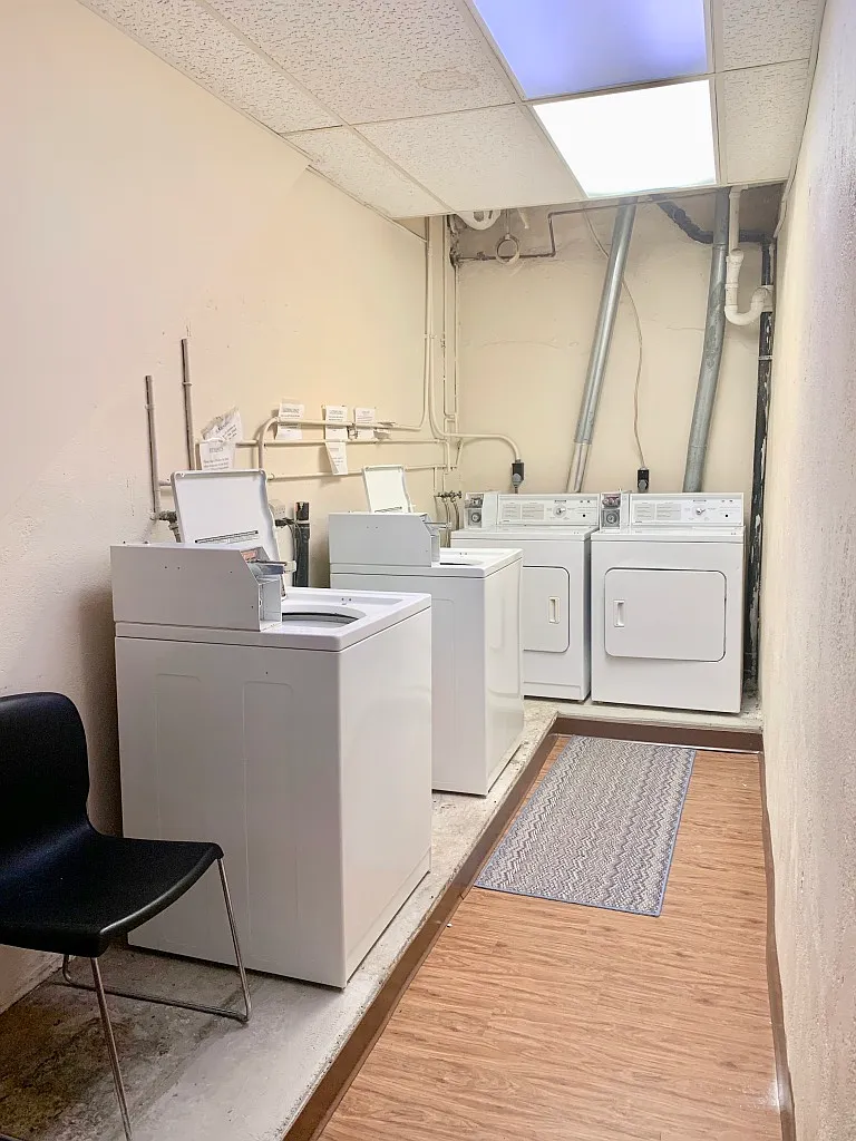1 bed, 400 sqft, $600 — Photo 2