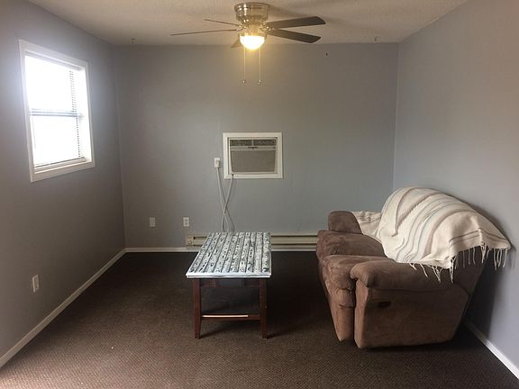 2nd image of 620 S Avenue D APT D