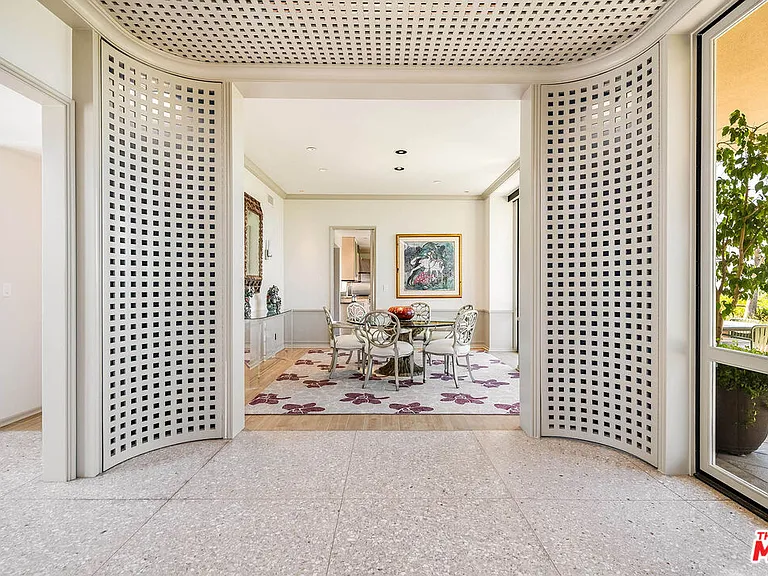 9656 Lawlen Way — Photo 7