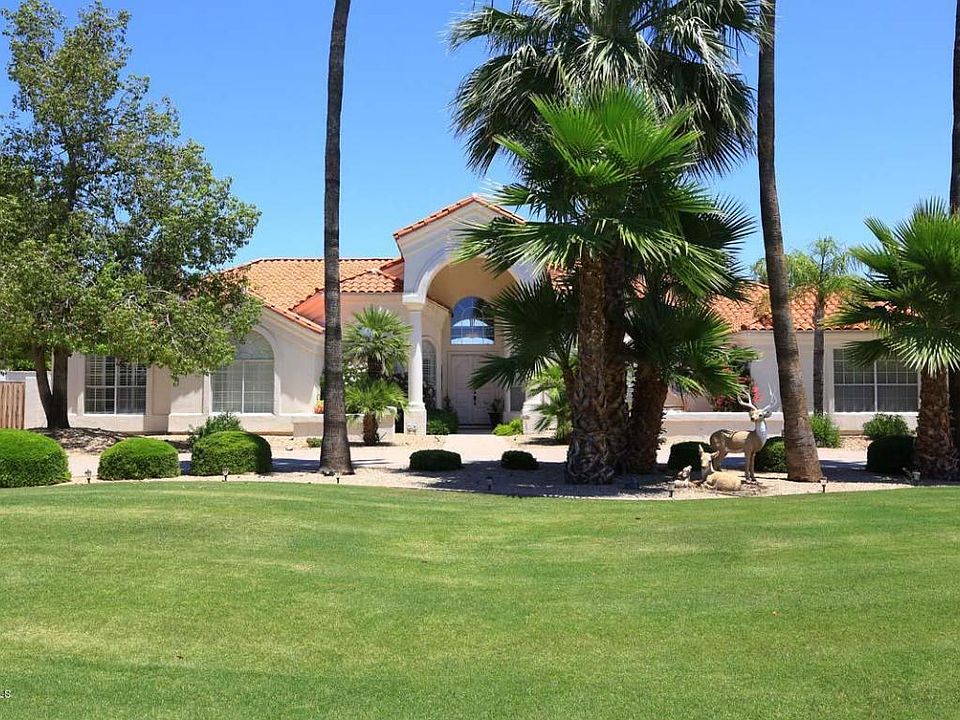 1st image of 12071 N 104th Way