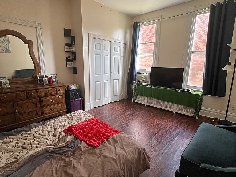 304 S Pacific Ave #1B — Photo 13