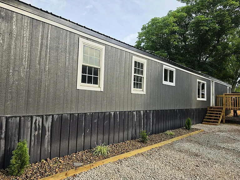 120 Holly Dr — Photo 4