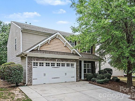 2nd image of 10004 Barrands Ln