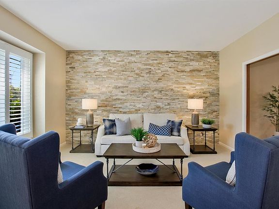 4th image of 2613 N Wilderness Cir