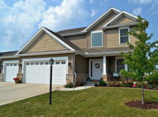 1247 E Monroe St, Morton, IL 61550