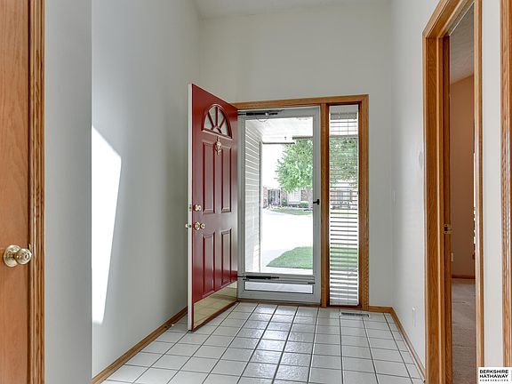 4th image of 15614 Edna Cir