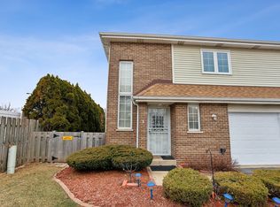 11030 S Roberts Rd UNIT 1, Palos Hills, IL 60465