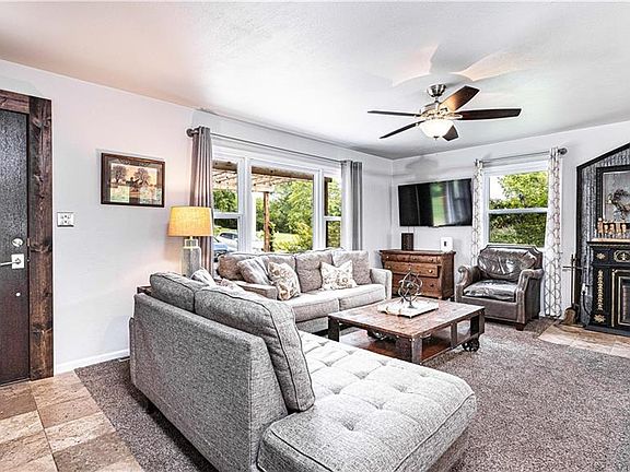 4th image of 7605 Harry Truman Dr