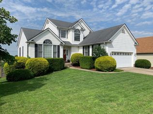 305 Greentree Dr, Nicholasville, KY 40356