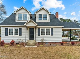 421 S Brown St, Chadbourn, NC 28431