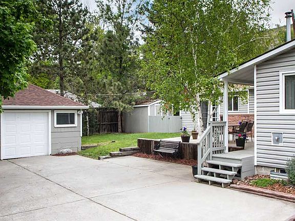2nd image of 2922 Upper Highwood Dr