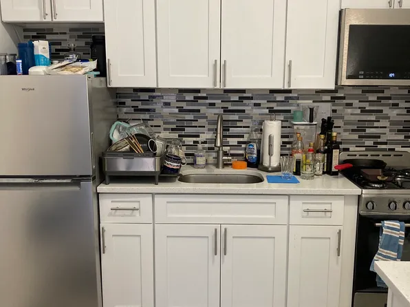 438 East 77th Street image 1 of 10