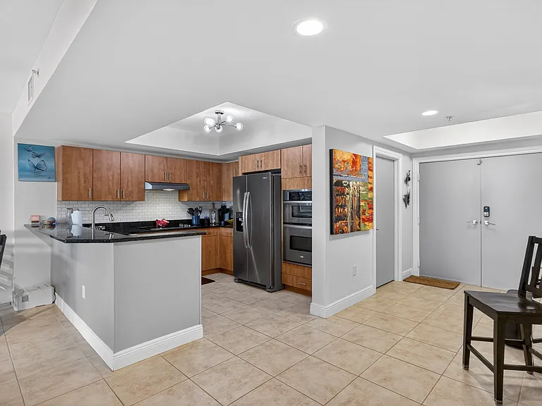2700 N Federal Hwy #203 — Photo 33