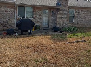 5521 Scott Dr, Fort Worth, TX 76180