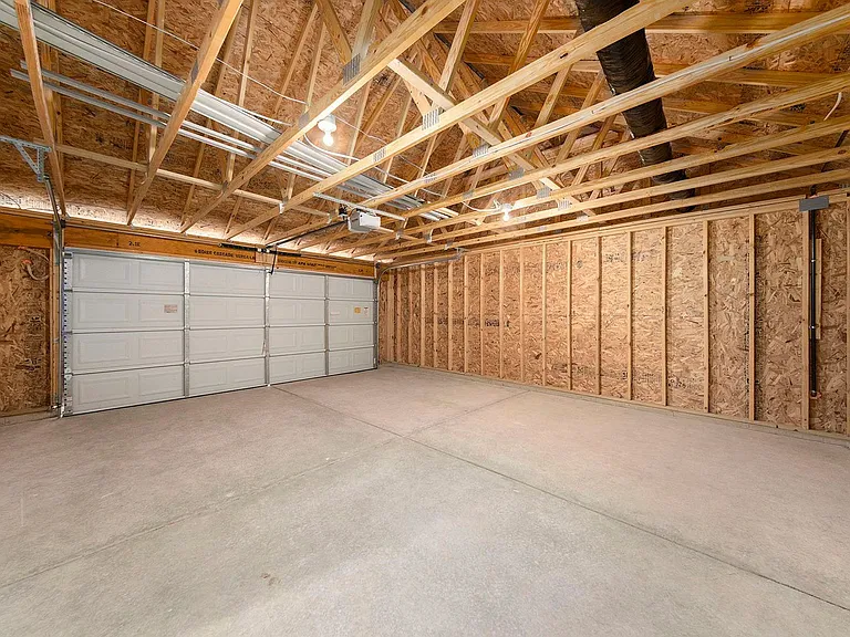 438 Hidden Meadows Dr — Photo 17