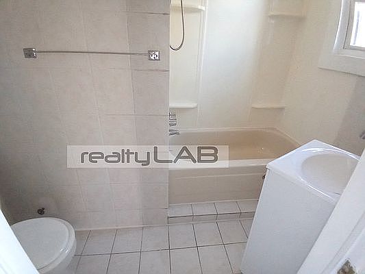 5th image of 791 Flushing Ave #4