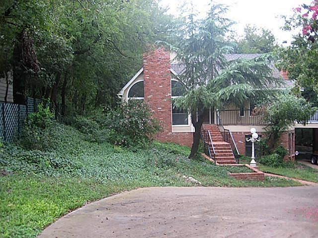 1st image of 1945 Bluebird Ave
