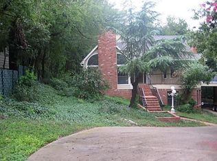 1945 Bluebird Ave, Fort Worth, TX 76111