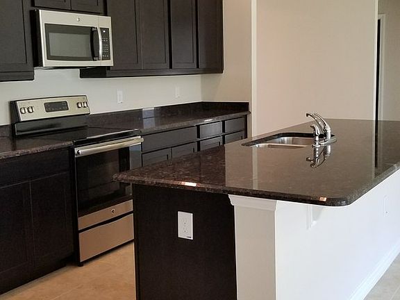 3rd image of 4852 Grand Vista Ln