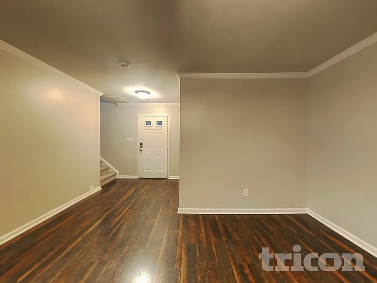 4037 Dover Downs Dr — Photo 3