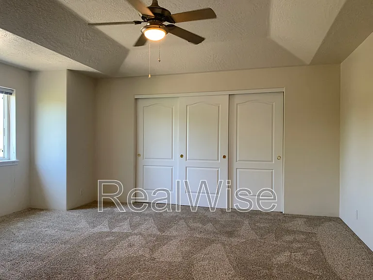 1675 George Tweed Blvd — Photo 8