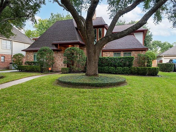 3rd image of 13118 Finch Brook Dr