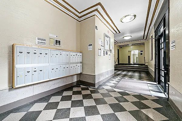 2nd image of 35 Thayer St APT 5J