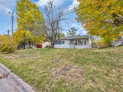 2311 23rd Street Ct, Bettendorf, IA, 52722